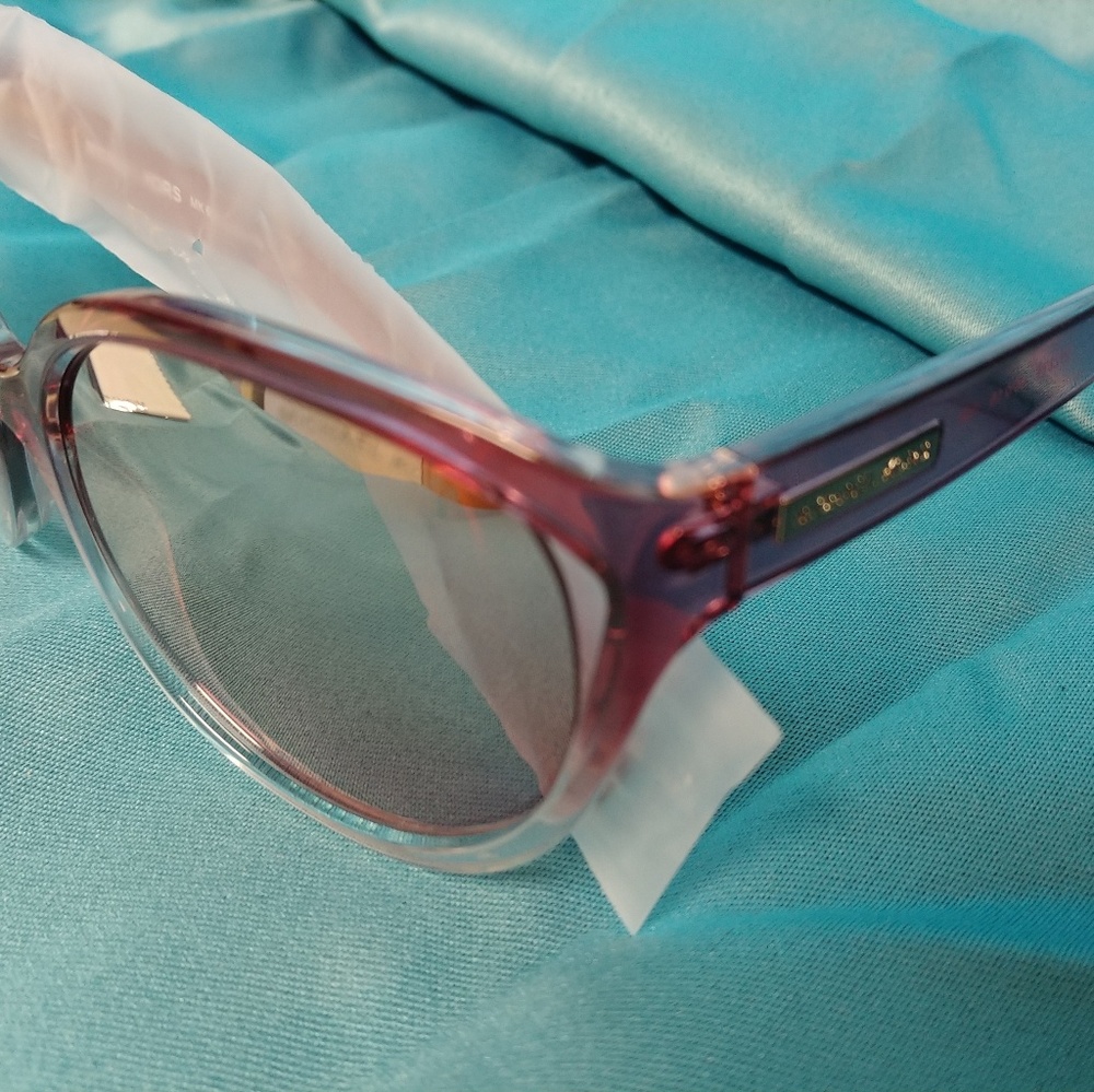 Shades - Picture 3 of 3